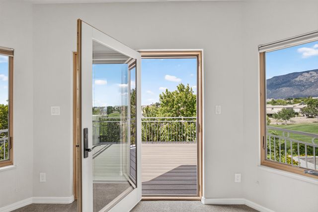11127 Inverness Court NE, Albuquerque, NM 87111