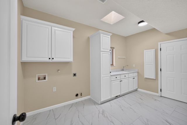 11127 Inverness Court NE, Albuquerque, NM 87111
