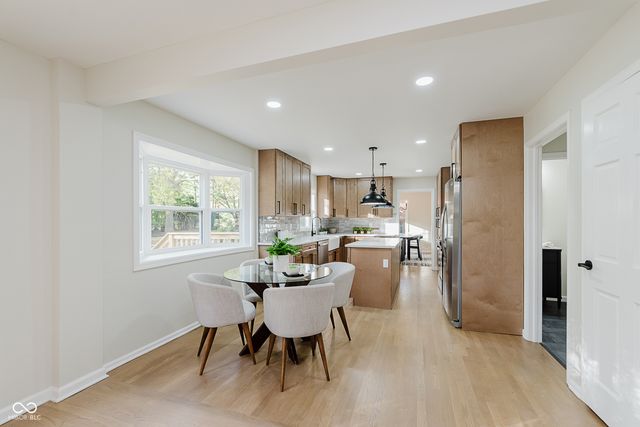 10720 Lakeview Drive, Carmel, IN 46033