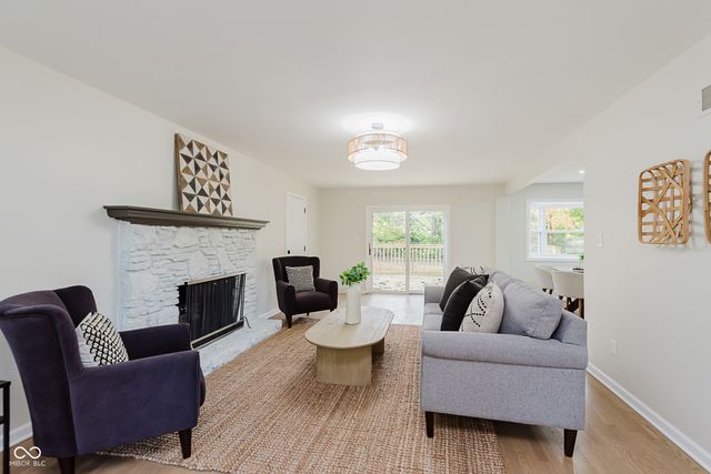 10720 Lakeview Drive, Carmel, IN 46033