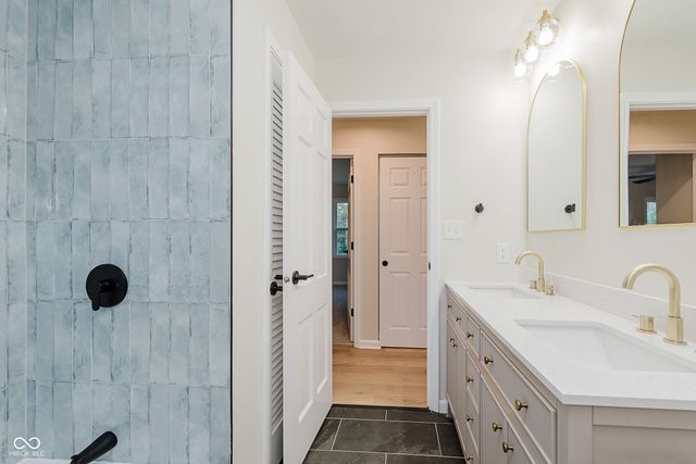 10720 Lakeview Drive, Carmel, IN 46033