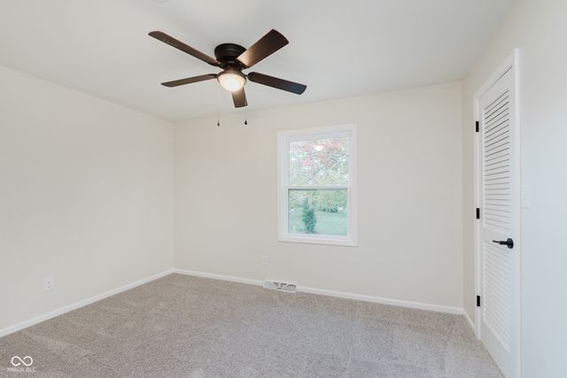 10720 Lakeview Drive, Carmel, IN 46033