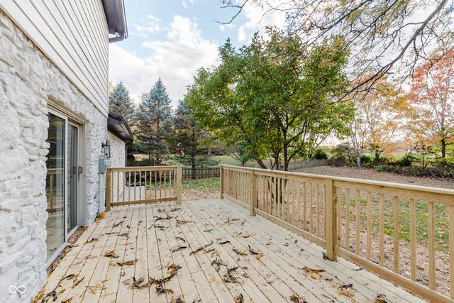 10720 Lakeview Drive, Carmel, IN 46033
