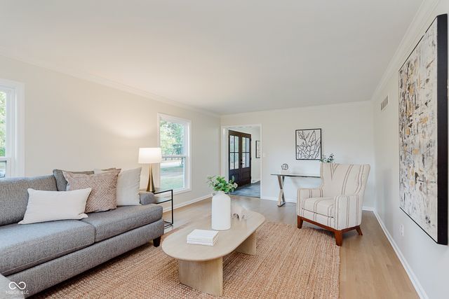 10720 Lakeview Drive, Carmel, IN 46033
