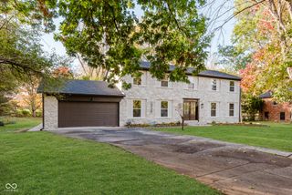 10720 Lakeview Drive, Carmel, IN 46033