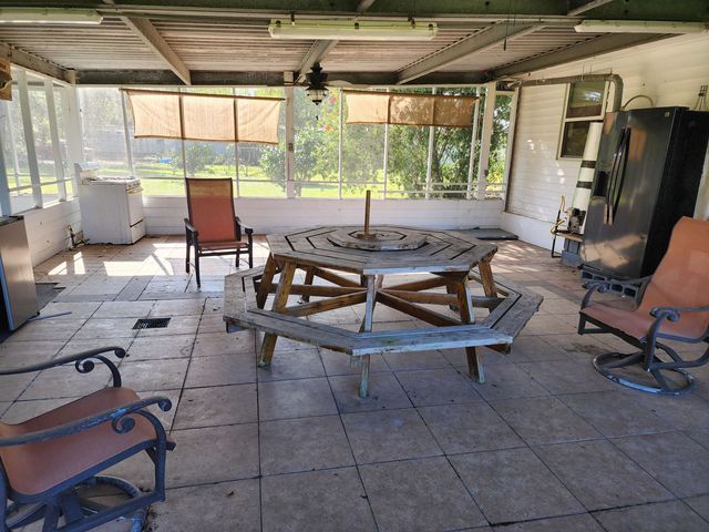 2589 Bayou Dularge Rd, Theriot, LA 70397