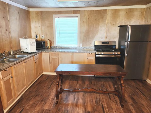 2589 Bayou Dularge Rd, Theriot, LA 70397