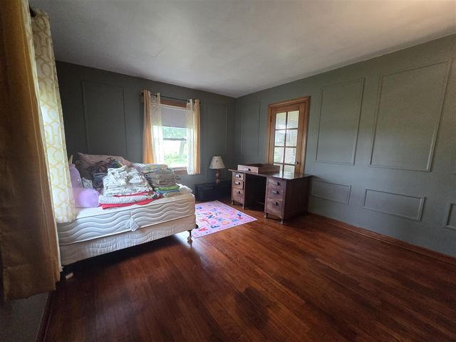 68482 White School Road, Sturgis, MI 49091
