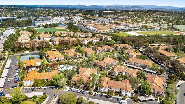 4049 Carmel View Rd 82, San Diego, CA 92130