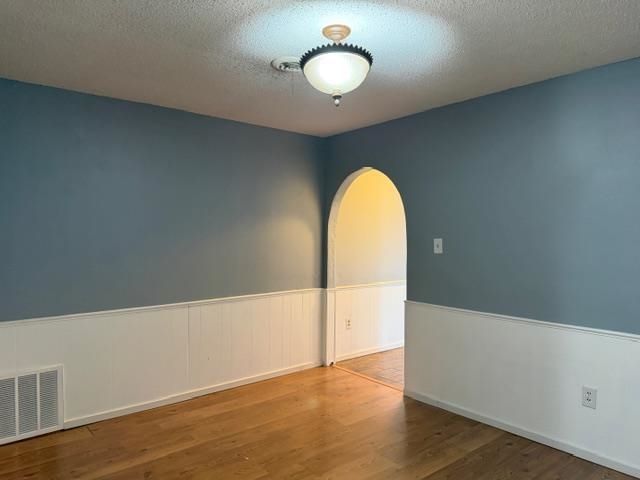 6936 NW Sprucewood Dr, Lawton, OK 73505