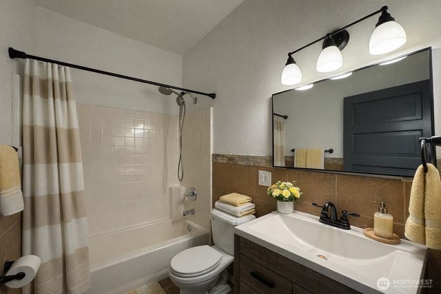 234 S Ferry Avenue, Monroe, WA 98272