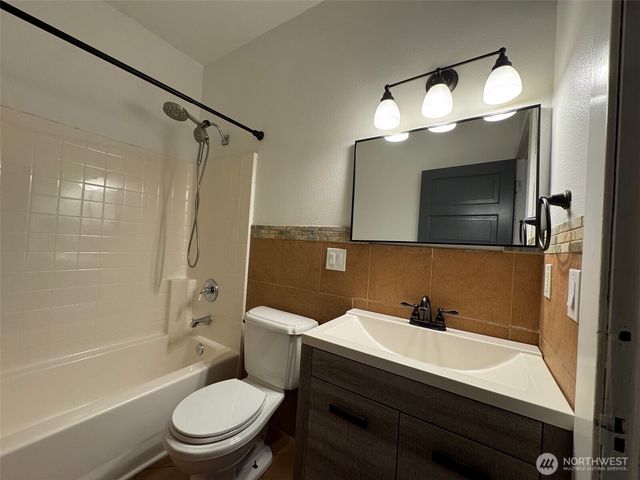 234 S Ferry Avenue, Monroe, WA 98272