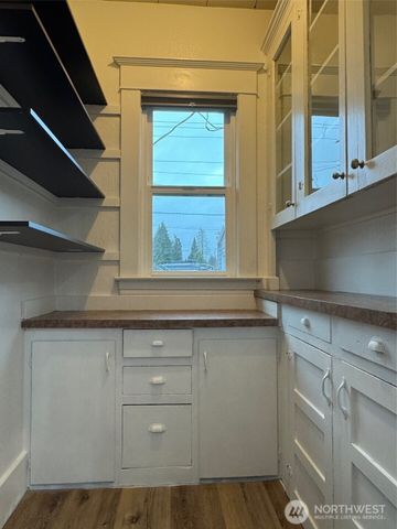 234 S Ferry Avenue, Monroe, WA 98272