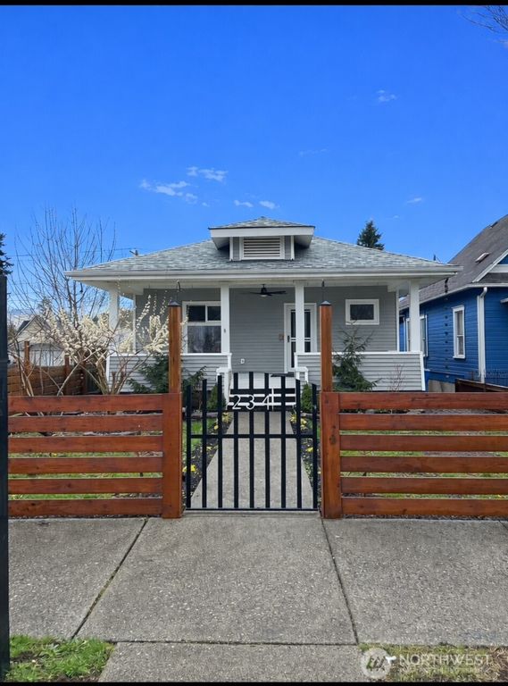 234 S Ferry Avenue, Monroe, WA 98272