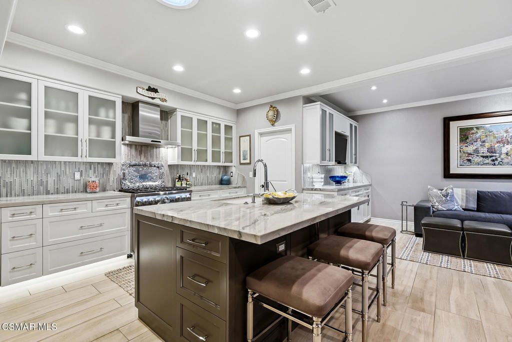 Image 18 of property listing at 5442 Westview Court, Westlake Village, CA 91362