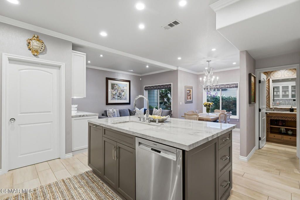 Image 19 of property listing at 5442 Westview Court, Westlake Village, CA 91362