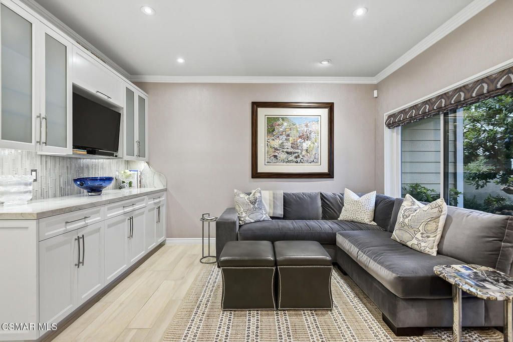 Image 23 of property listing at 5442 Westview Court, Westlake Village, CA 91362