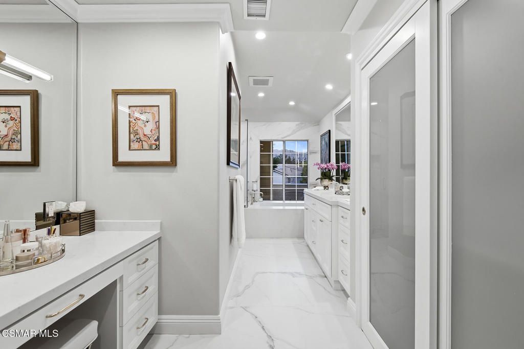 Image 36 of property listing at 5442 Westview Court, Westlake Village, CA 91362
