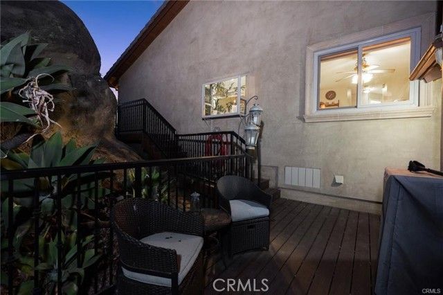 956 Crown Hill, Simi Valley, CA 93063