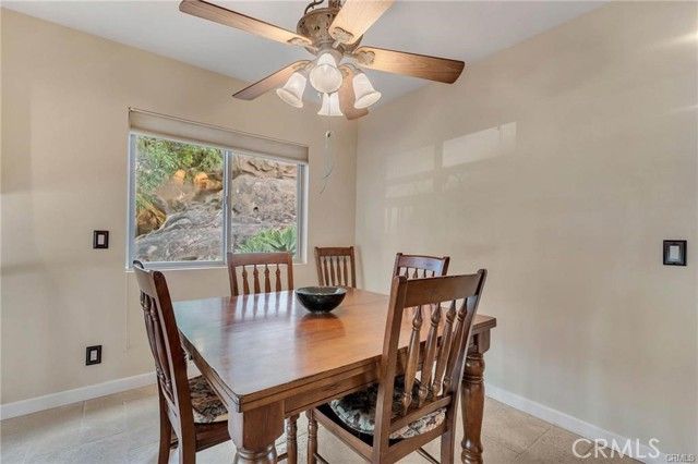 956 Crown Hill, Simi Valley, CA 93063