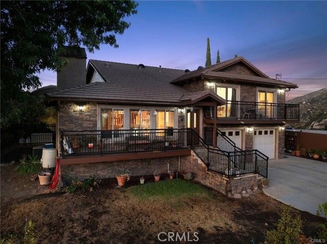 956 Crown Hill, Simi Valley, CA 93063