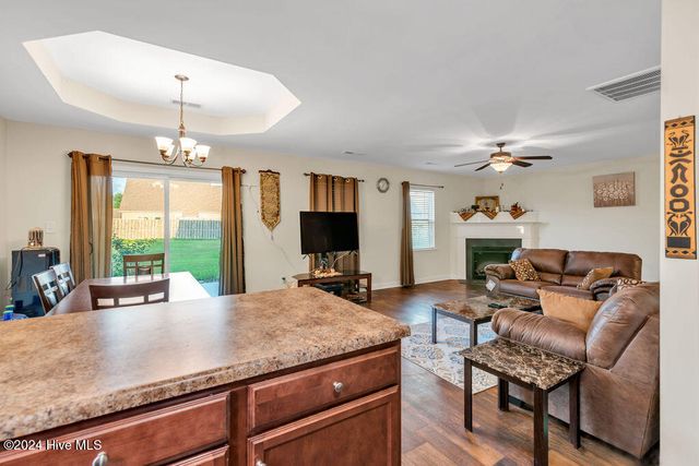 308 Channel Run Lane, Sneads Ferry, NC 28460