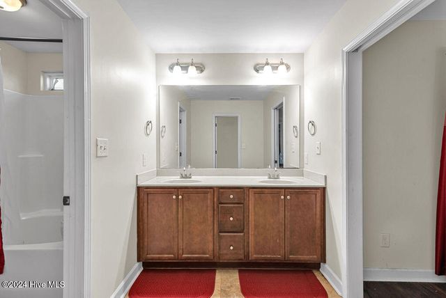 308 Channel Run Lane, Sneads Ferry, NC 28460