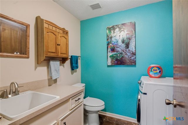 205 Westchester Drive, Victoria, TX 77904