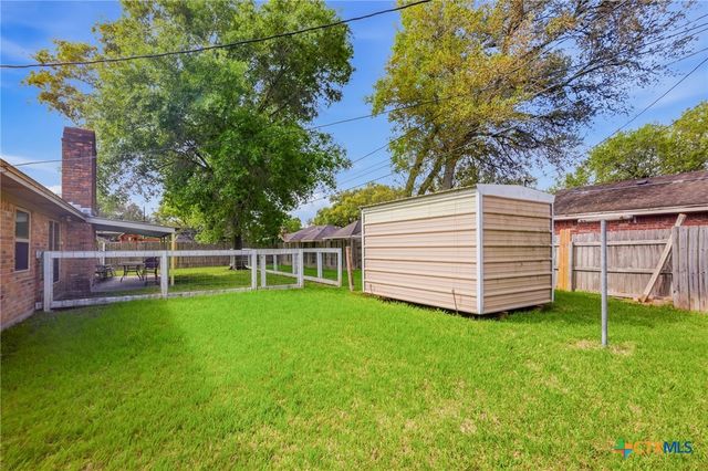 205 Westchester Drive, Victoria, TX 77904