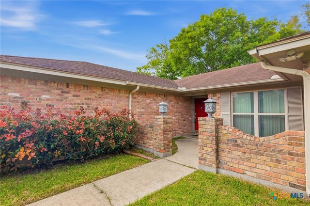 205 Westchester Drive, Victoria, TX 77904