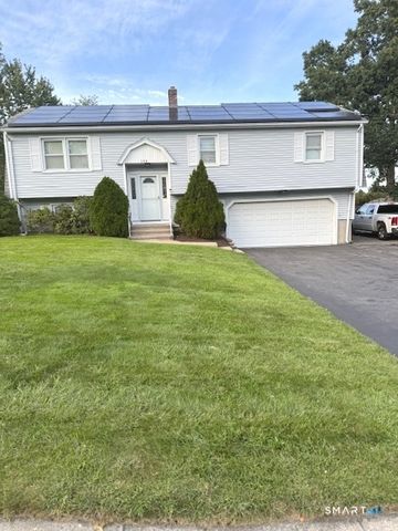 136 Oxford Road, Milford, CT 06460