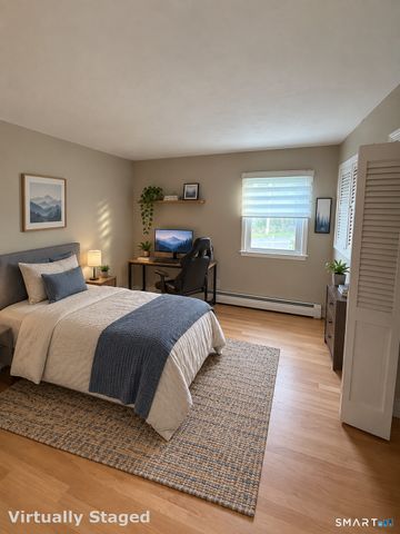 136 Oxford Road, Milford, CT 06460