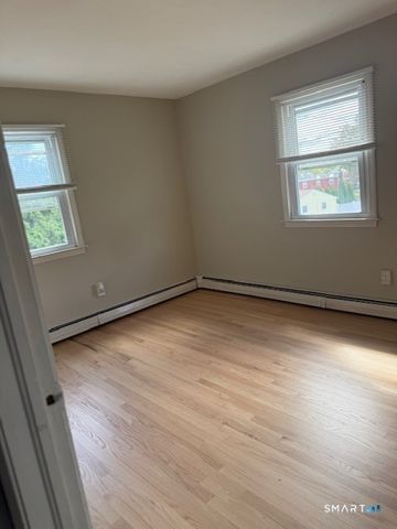 136 Oxford Road, Milford, CT 06460