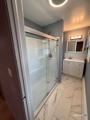 136 Oxford Road, Milford, CT 06460