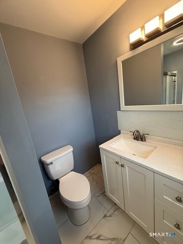 136 Oxford Road, Milford, CT 06460
