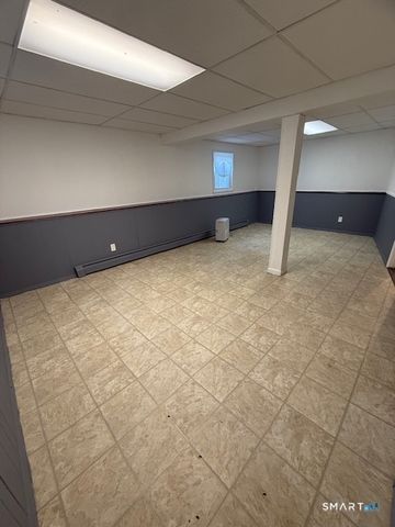 136 Oxford Road, Milford, CT 06460