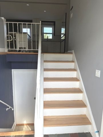 136 Oxford Road, Milford, CT 06460