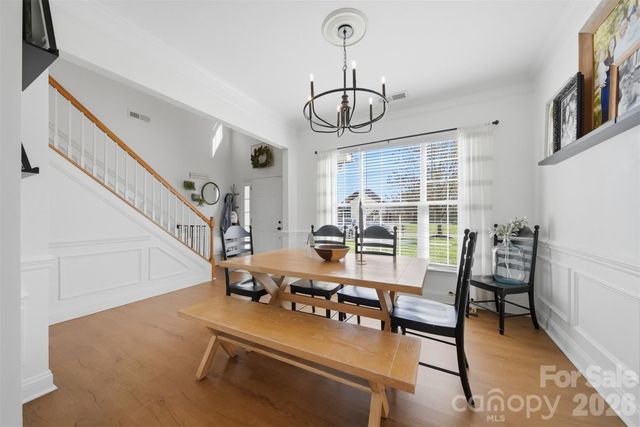 5050 Orchard Park Drive, Hickory, NC 28602