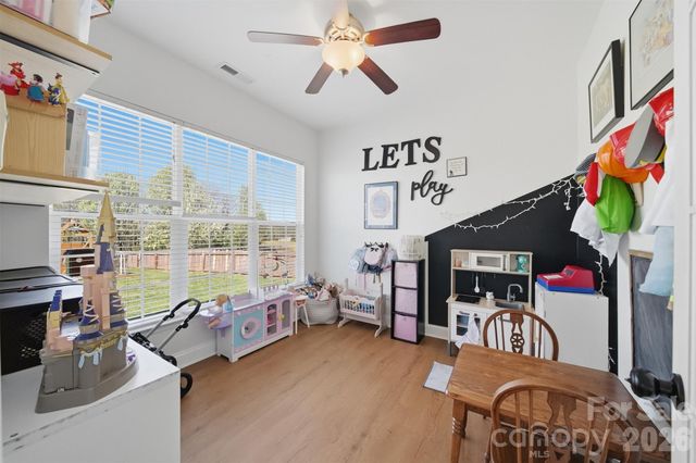 5050 Orchard Park Drive, Hickory, NC 28602