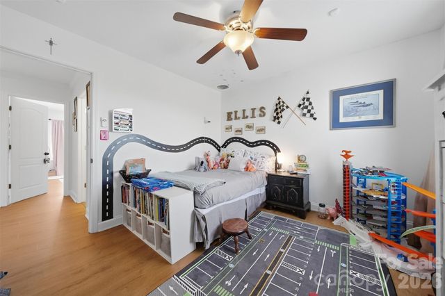 5050 Orchard Park Drive, Hickory, NC 28602