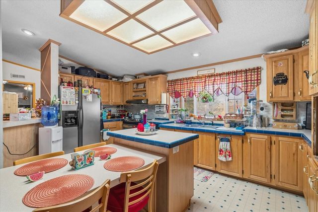 308 Twin Lakes Road, Chatsworth, GA 3O705