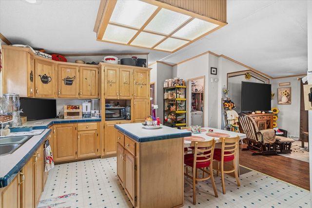 308 Twin Lakes Road, Chatsworth, GA 3O705