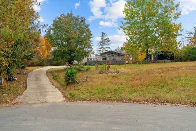 308 Twin Lakes Road, Chatsworth, GA 3O705