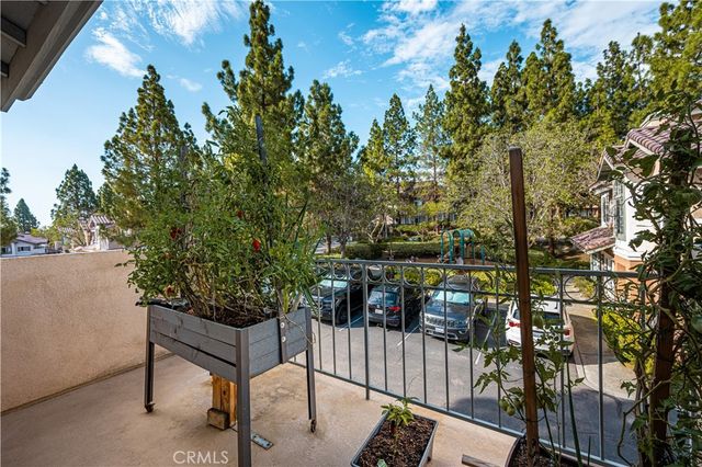 11916 Tivoli Park Row 1, San Diego, CA 92128