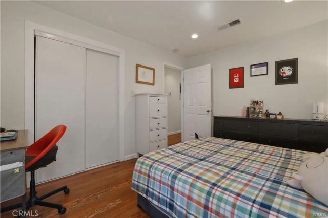 16775 Sierra Highway, Canyon Country, CA 91351