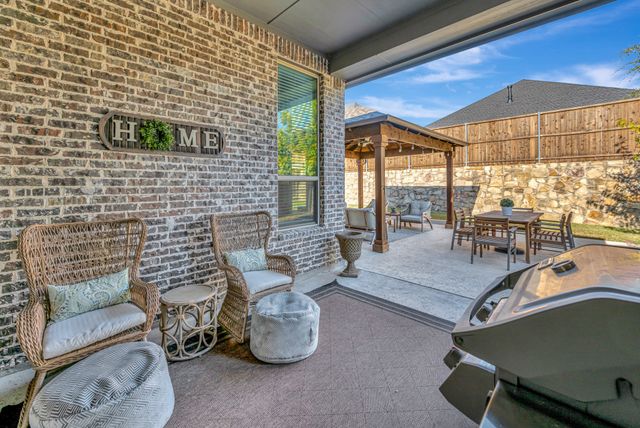 1117 Thornhill Way, Roanoke, TX 76262