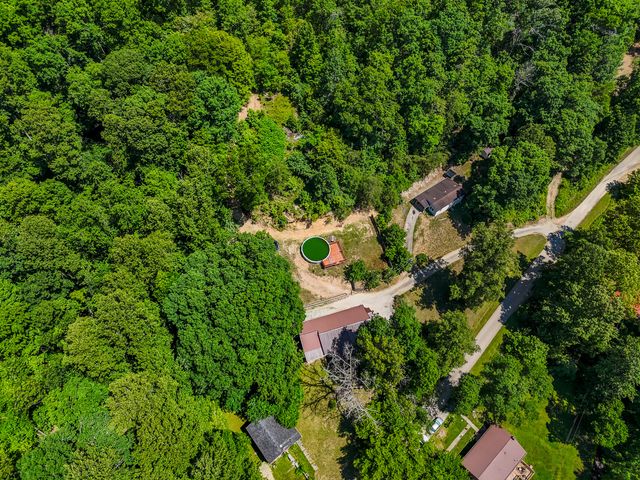 1845 Spaws Creek, West Liberty, KY 41472