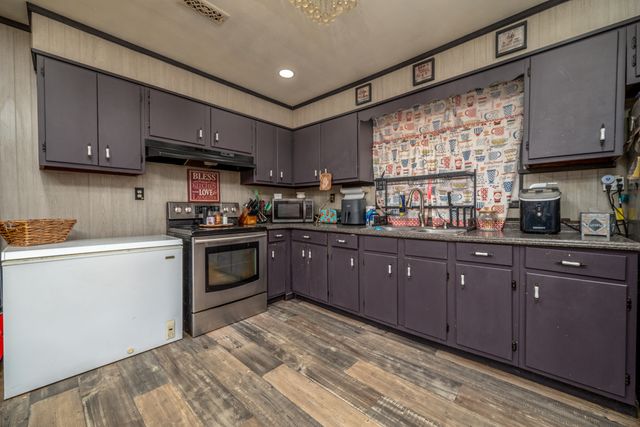 1845 Spaws Creek, West Liberty, KY 41472