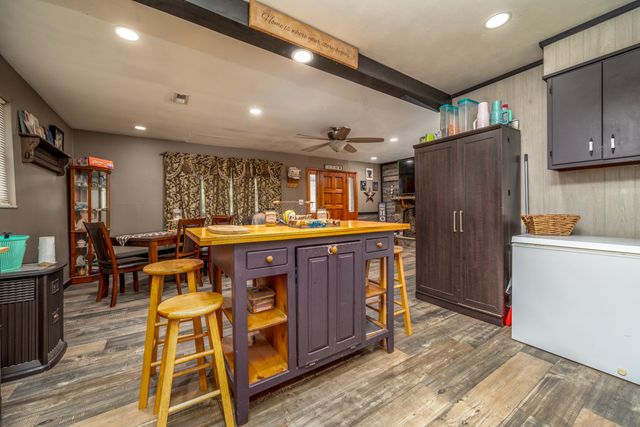 1845 Spaws Creek, West Liberty, KY 41472