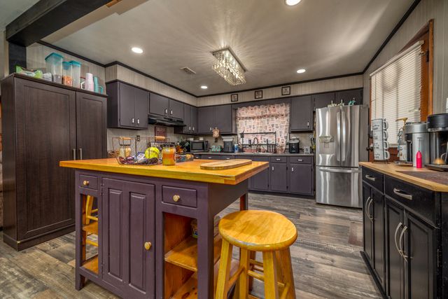 1845 Spaws Creek, West Liberty, KY 41472